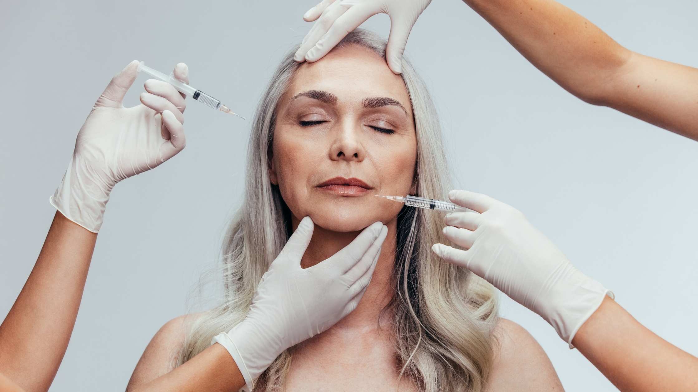 lady getting anti-wrinkle treatment