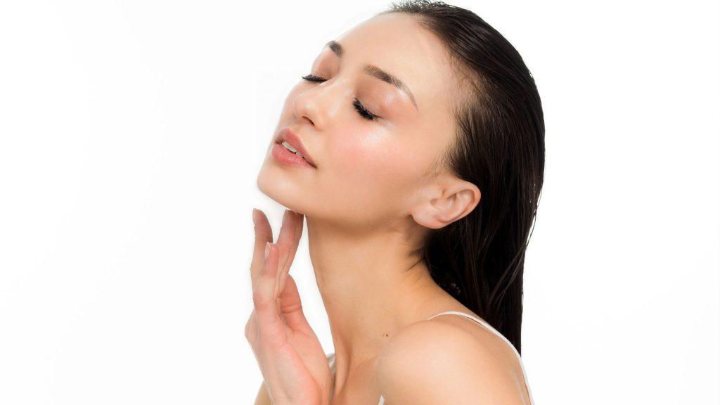 lady with smooth skin
