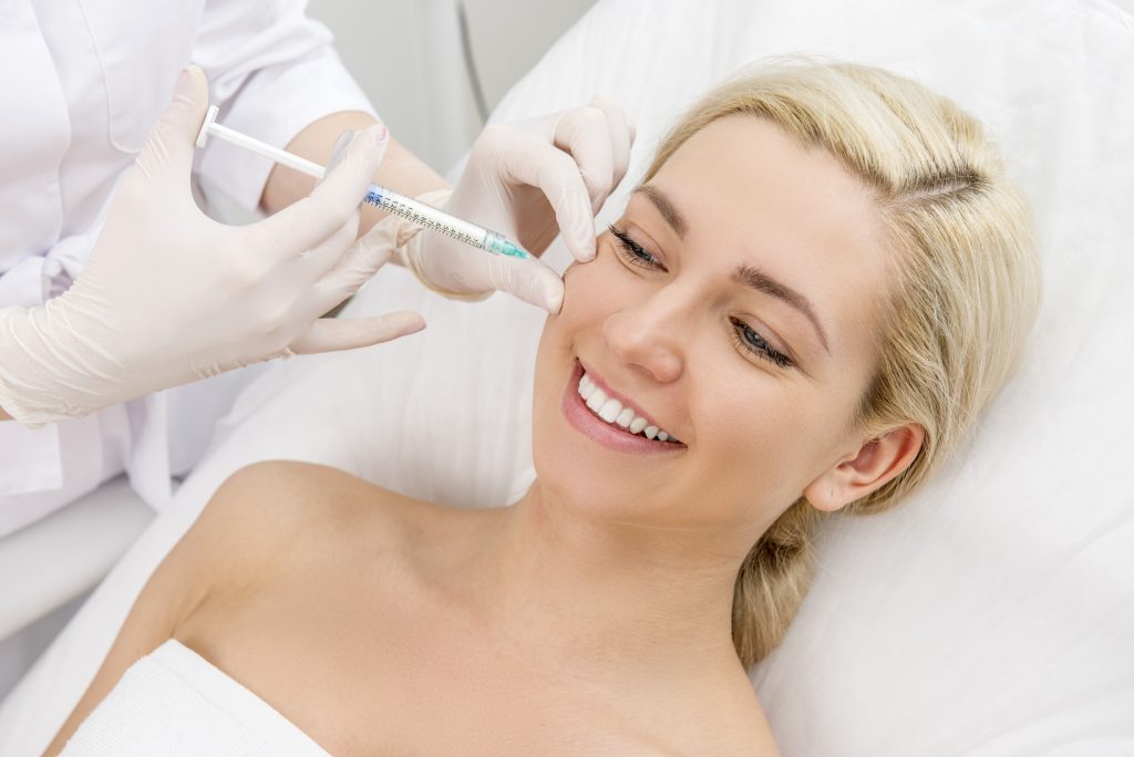 lady getting dermal fillers